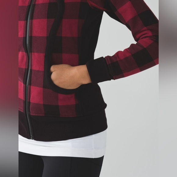 Lululemon Scuba Hoodie II
Mini Camp Check Printed Heathered Cranberry Black 2 - Picture 6 of 16